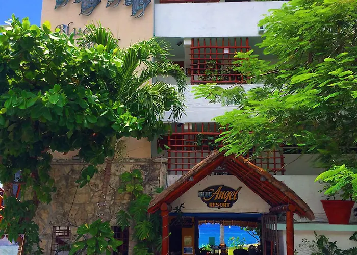 Blue Angel Hotel 4*