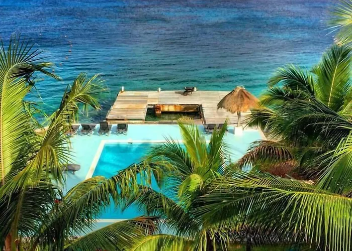 Blue Angel Hotel 4*